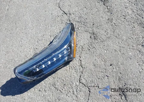 2022 Acura Rdx A-Spec Advance Package/Pmc Edition z USA, uszkodzony, nr VIN 5J8TC2H83NL011382